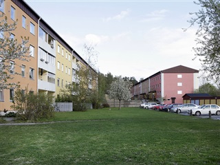 Bild 1. Lägenhet, Tvärvägen, Märsta 