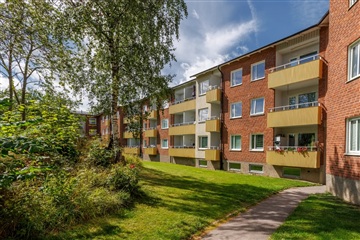 Bild 1. Lägenhet, Trädgårdsgatan, Hallstahammar 