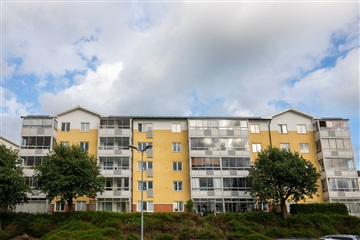 Bild 1. Lägenhet, Näktergalsvägen, Lyckeby 