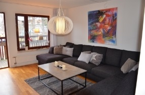 Bild 1. Hus/villa, Duettvägen, Skogås 
