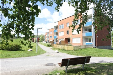 Bild 1. Lägenhet, Midälvavägen, Sundsvall 