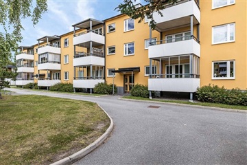 Bild 1. Lägenhet, rådjursvägen, Västerhaninge 