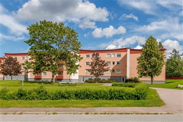 Bild 1. Lägenhet, Fasanvägen, Hallstahammar 
