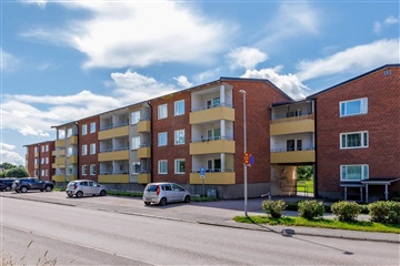 Bild 1. Lägenhet, Trädgårdsgatan, Hallstahammar 