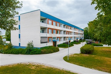 Bild 2. Lägenhet, Bankvägen, Skultuna 