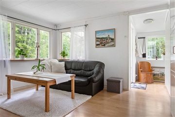Photo 2. House, Enkärrsvägen, Ingarö 