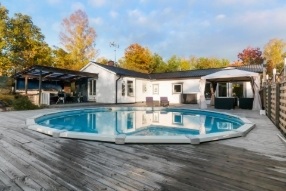 Bild 1. Hus/villa, Slånbärsvägen, Ekerö 