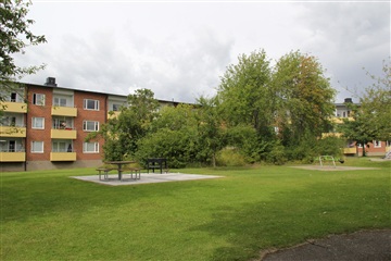 Bild 1. Lägenhet, Trädgårdsgatan, Hallstahammar 