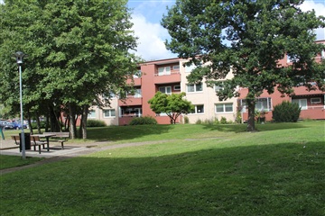 Bild 1. Lägenhet, Surbrunnsvägen, Hallstahammar 