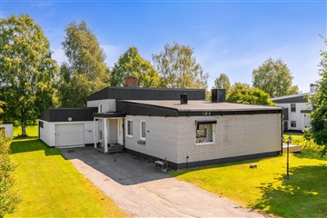 Bild 1. Hus/villa, Åkergatan, Nordmaling 