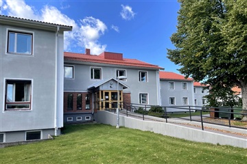 Bild 1. Lägenhet, Torget, Heby 