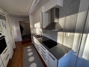 Bild 1. Lägenhet, Majrovägen, Enskede 