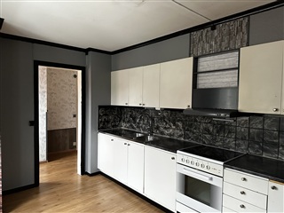 Bild 2. Lägenhet, Torget, Gamleby 