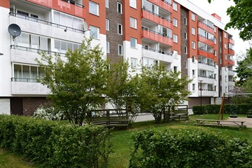 Bild 1. Lägenhet, Lagman Lekares Väg, Norsborg 