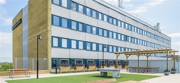 Bild 2. Lägenhet, Skäggetorp Centrum, Linköping 