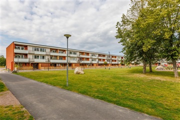 Bild 1. Lägenhet, Smörblommevägen, Hallstahammar 