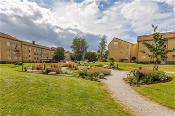 Bild 1. Lägenhet, Snevringevägen, Hallstahammar 