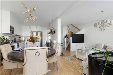 Photo 2. House, skrinnarstigen, Tullinge 