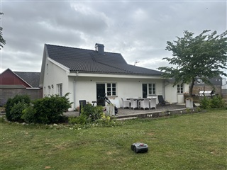 Photo 2. House, Lars Bengts väg, Viken 