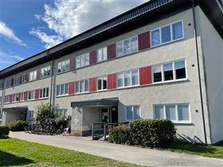 Bild 1. Lägenhet, Torgvägen, Östervåla 