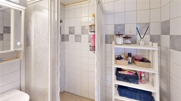 Bild 2. Lägenhet, Hjortmossegatan, Trollhättan 