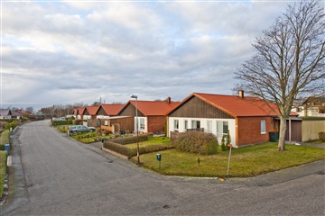 Bild 1. Lägenhet, Ljungvägen, Dalby 