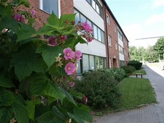Bild 1. Lägenhet, Klasrovägen, Sollentuna 