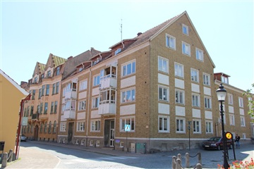 Bild 1. Lägenhet, Sladdergatan, Ystad 