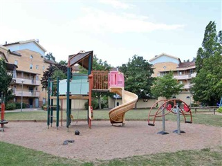 Bild 2. Lägenhet, Hjälmsätersgatan, Linköping 