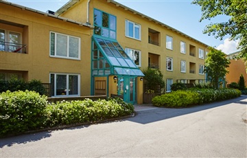 Bild 1. Lägenhet, Gäststuguvägen, Västerås 