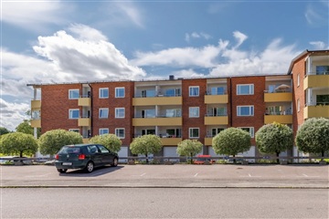 Bild 1. Lägenhet, Trädgårdsgatan, Hallstahammar 