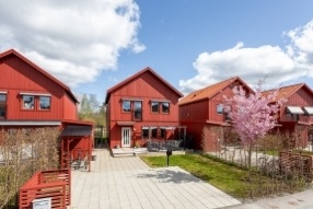 Bild 1. Lägenhet, Åkersrovägen, Enköping 