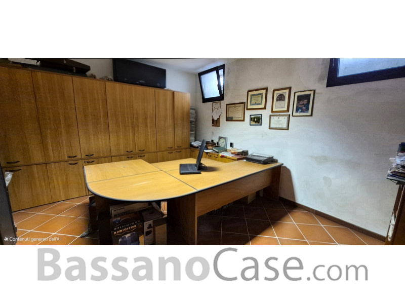 ABITAZIONE COMPOSTA DA DUE NUCLEI ABITATIVI IN VENDITA A BORSO DEL GRAPPA - Foto 8 di 19