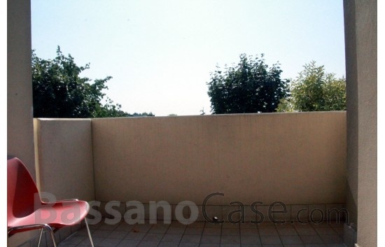 APPARTAMENTO BICAMERE ARREDATO DI CUCINA IN AFFITTO A ROMANO D'EZZELINO - Foto 0 di 5