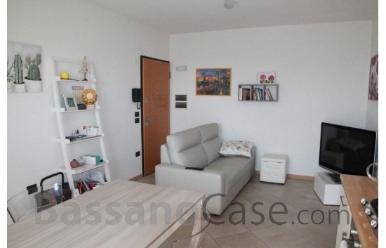 APPARTAMENTO BICAMERE ARREDATO DI CUCINA IN AFFITTO A ROMANO D'EZZELINO - Foto 1 di 5