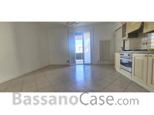APPARTAMENTO BICAMERE CON TERRAZZO ABITABILE IN VENDITA A BASSANO DEL GRAPPA