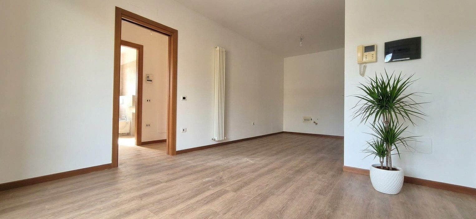 APPARTAMENTO CON DUE CAMERE E GIARDINO IN VENDITA A  ROMANO D'EZZELINO - Foto 0 di 8