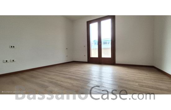 APPARTAMENTO CON DUE CAMERE IN VENDITA A  ROMANO D'EZZELINO - Foto 5 di 7