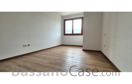 APPARTAMENTO CON DUE CAMERE IN VENDITA A  ROMANO D'EZZELINO - Foto 6 di 7