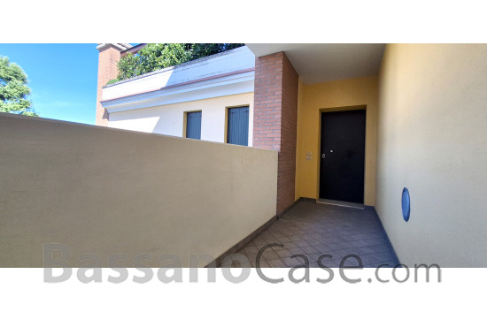 APPARTAMENTO CON TERRAZZO VIVIBILE IN VENDITA A SAN GIUSEPPE DI CASSOLA - Foto 0 di 19