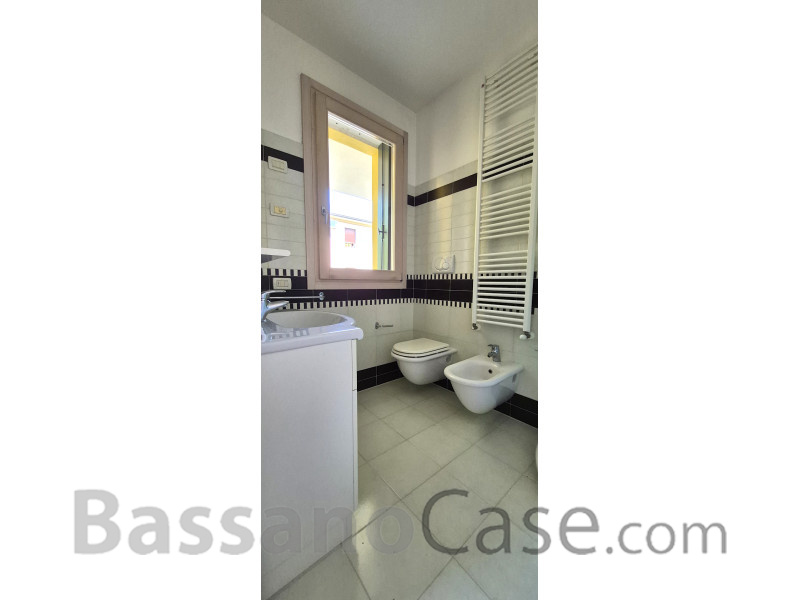 APPARTAMENTO CON TERRAZZO VIVIBILE IN VENDITA A SAN GIUSEPPE DI CASSOLA - Foto 10 di 19