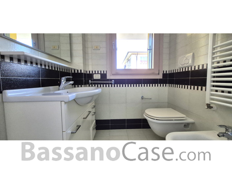 APPARTAMENTO CON TERRAZZO VIVIBILE IN VENDITA A SAN GIUSEPPE DI CASSOLA - Foto 11 di 19