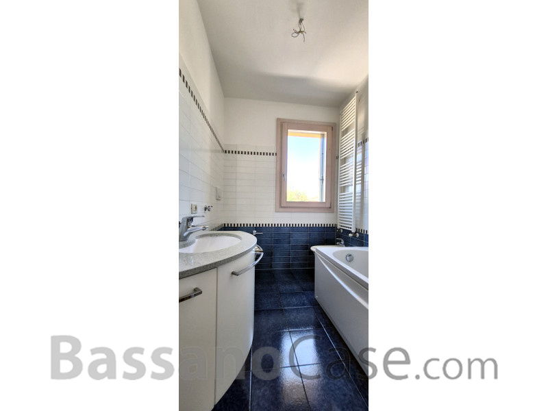 APPARTAMENTO CON TERRAZZO VIVIBILE IN VENDITA A SAN GIUSEPPE DI CASSOLA - Foto 16 di 19