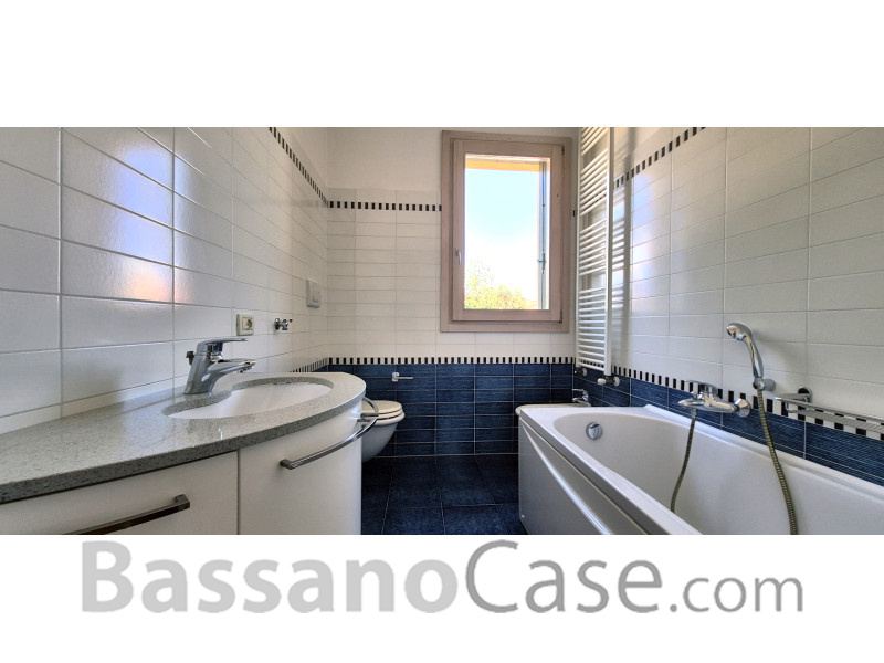 APPARTAMENTO CON TERRAZZO VIVIBILE IN VENDITA A SAN GIUSEPPE DI CASSOLA - Foto 15 di 19