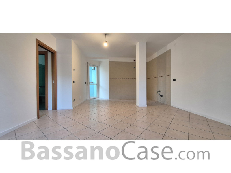 APPARTAMENTO INDIPENDENTE CON GIARDINO PRIVATO - Foto 1 di 13