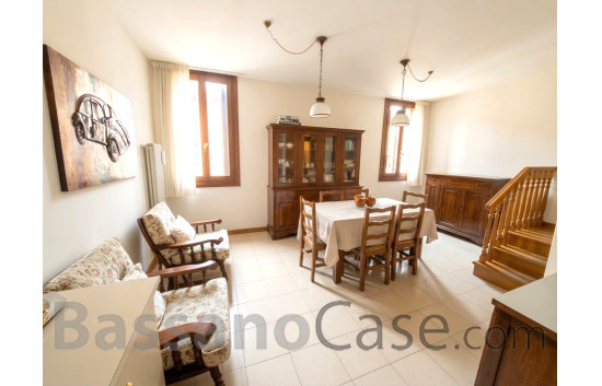 ELEGANTE PALAZZOTTO IN VENDITA IN CENTRO A MAROSTICA - Foto 5 di 14