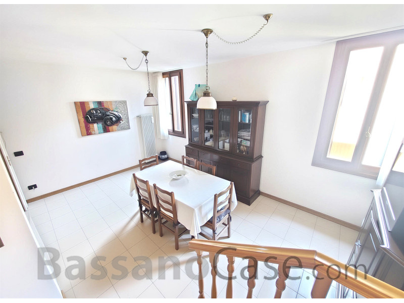 ELEGANTE PALAZZOTTO IN VENDITA IN CENTRO A MAROSTICA - Foto 6 di 14