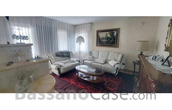 ELEGANTE VILLA SINGOLA IN VENDITA A BASSANO DEL GRAPPA - Foto 10 di 25