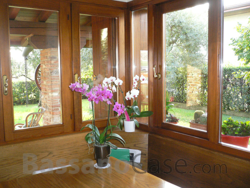 ELEGANTE VILLA SINGOLA IN VENDITA A BASSANO DEL GRAPPA - Foto 14 di 25