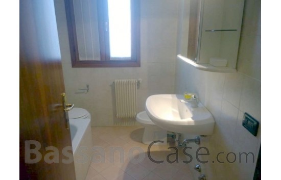 GRAZIOSO MINI APPARTAMENTO IN AFFITTO A SAN GIACOMO - Foto 4 di 7